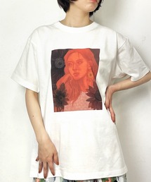 クリエイターによるアートデザイングラフィックプリントTシャツ