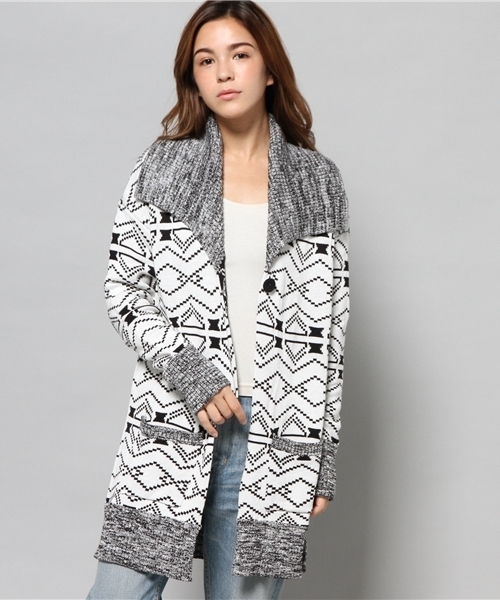 Hurley (ハーレー)の「MOJAVE SWEATER(カーディガン/ボレロ・レディース・ブラック/ブラック系その他/カーキ/グレー/その他1・SMALL/MEDIUM/X-SMALL)」の2枚目の写真