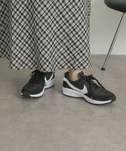 NIKE(ナイキ)の「NIKE ワッフル デビュー(スニーカー・レディース・ホワイト/ブラック・24.5/24/23.5)」の9枚目の写真