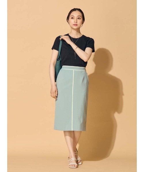 Perfect Suit FActory(パーフェクトスーツファクトリー)の「シルクタッチ コットン コンパクトTシャツ ホワイト/ブラック/ベージュ(Tシャツ/カットソー・レディース・オフホワイト/ベージュ/ブラック・L/M/S)」の17枚目の写真