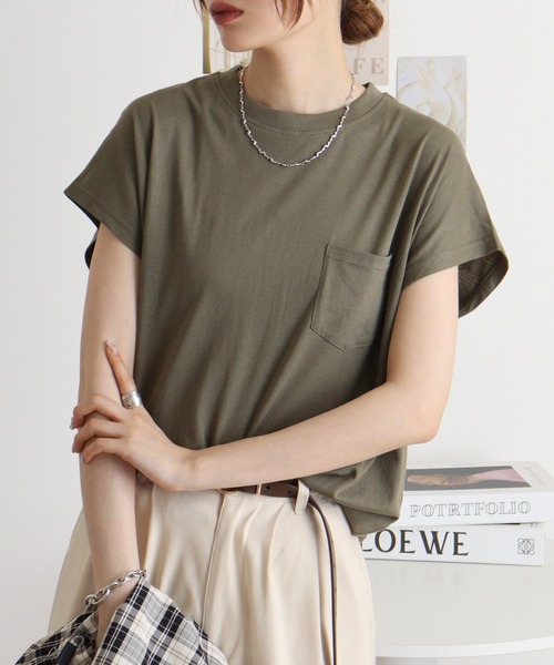 atONE(アットワン)の「オーバーサイズモックネックチュニックTee(Tシャツ/カットソー・レディース・オフホワイト/ネイビー/ブラック/ベージュ/カーキ/ブルー系その他2/パープル系その他2/ピンク系その他3/ピンク系その他4/ブルー系その他/パープル系その他/モカ・L/M)」の5枚目の写真