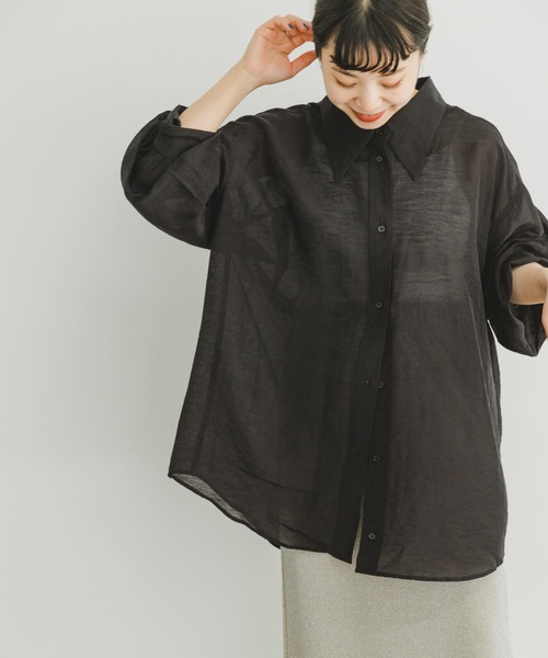 ITEMS URBANRESEARCH（アイテムズ アーバンリサーチ）の「シアービッグシャツ（シャツ/ブラウス・レディース・ブラック/レッド系その他/ブラウン・FREE）」の2枚目の写真