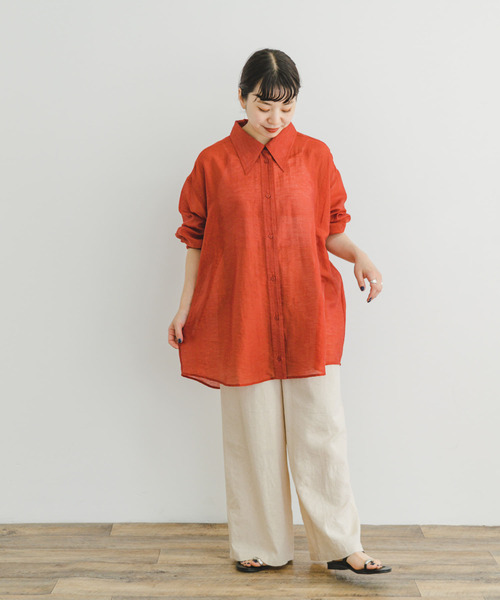 ITEMS URBANRESEARCH（アイテムズ アーバンリサーチ）の「シアービッグシャツ（シャツ/ブラウス・レディース・ブラック/レッド系その他/ブラウン・FREE）」の19枚目の写真