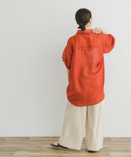 ITEMS URBANRESEARCH（アイテムズ アーバンリサーチ）の「シアービッグシャツ（シャツ/ブラウス・レディース・ブラック/レッド系その他/ブラウン・FREE）」の20枚目の写真