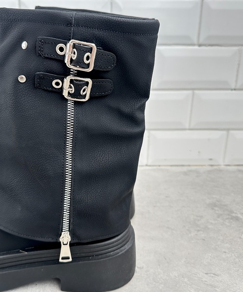 Loueme（ルエム）の「ダブルベルトPUゲートルブーツ（ブーツ・レディース・ブラウン/ブラック・23.5cm/24.5cm）」の12枚目の写真