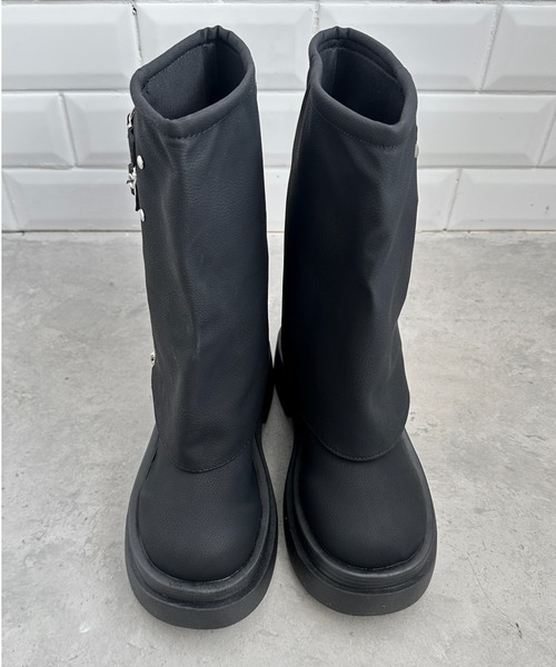 Loueme（ルエム）の「ダブルベルトPUゲートルブーツ（ブーツ・レディース・ブラウン/ブラック・23.5cm/24.5cm）」の11枚目の写真