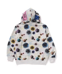 a bathing ape floral camo shark エイプ　パーカー Buy BAPE Floral Camo Shark Relaxed Fit Full Zip Hoodie