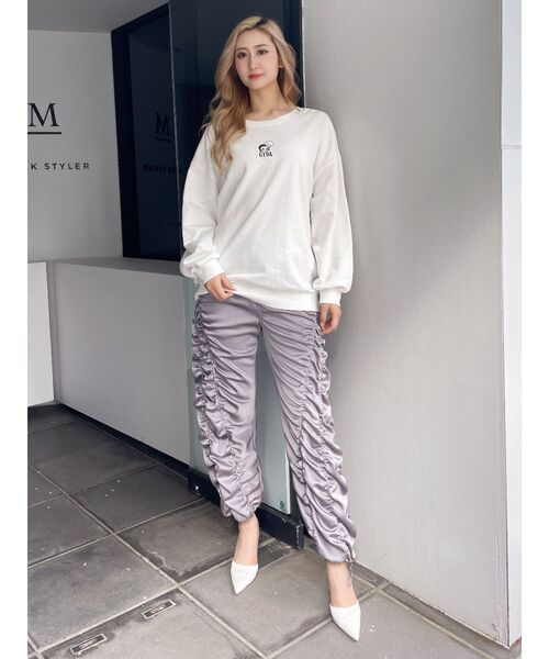 GYDA（ジェイダ）の「サテンギャザーワイドパンツ（その他パンツ・レディース・ブラック/グレー・FREE）」の8枚目の写真