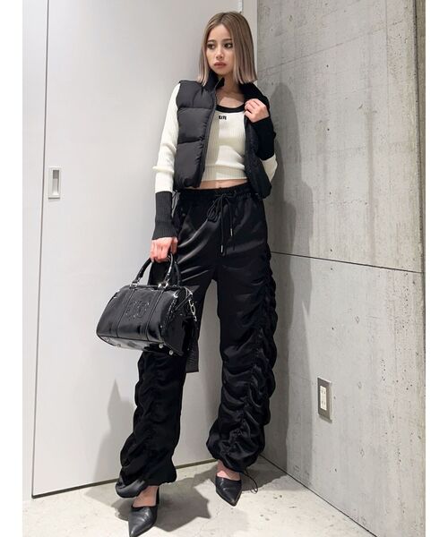 GYDA（ジェイダ）の「サテンギャザーワイドパンツ（その他パンツ・レディース・ブラック/グレー・FREE）」の14枚目の写真