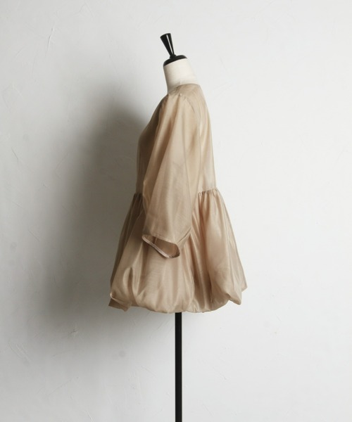 &. NOSTALGIA(アンドドットノスタルジア)の「バルーンペプラムシアーブルゾン(ブルゾン・レディース・ベージュ/ブラック・M)」の19枚目の写真