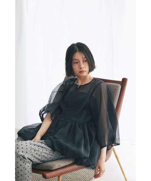 &. NOSTALGIA(アンドドットノスタルジア)の「バルーンペプラムシアーブルゾン(ブルゾン・レディース・ベージュ/ブラック・M)」の9枚目の写真