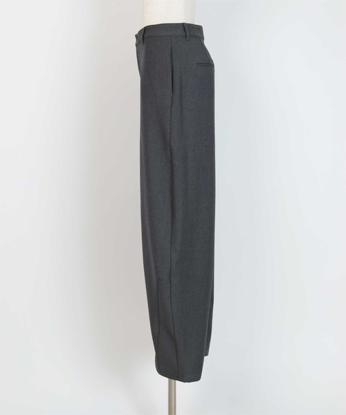 UR'S（ユアーズ）の「ベーシックカーブパンツ（その他パンツ・レディース・グレー系その他/ブラック/アイボリー・S/M/L）」の11枚目の写真