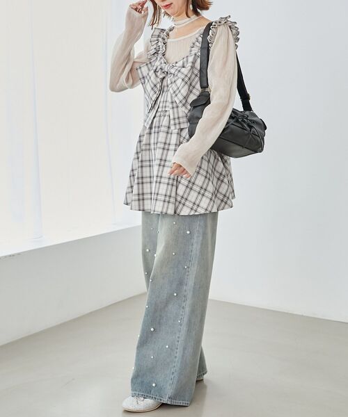 MAJESTIC LEGON（マジェスティックレゴン）の「チョーカー付シアーレーストップス（Tシャツ/カットソー・レディース・オフホワイト/アイボリー/ホワイト系その他2/ブラック系その他/ブラック・MEDIUM）」の20枚目の写真