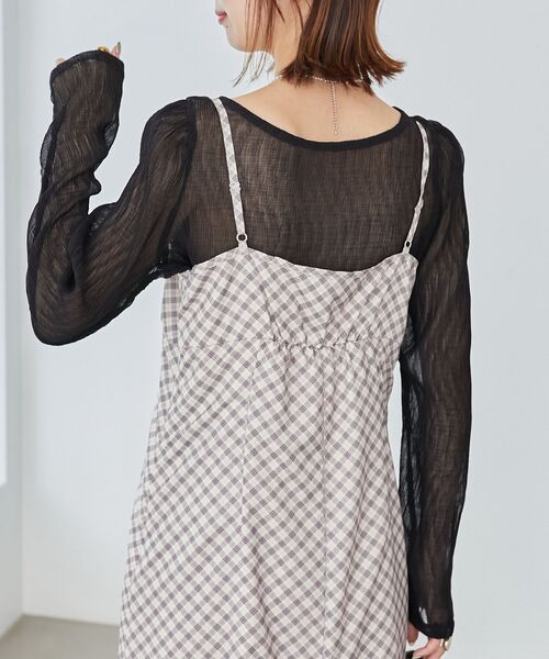 MAJESTIC LEGON（マジェスティックレゴン）の「チョーカー付シアーレーストップス（Tシャツ/カットソー・レディース・オフホワイト/アイボリー/ホワイト系その他2/ブラック系その他/ブラック・MEDIUM）」の6枚目の写真