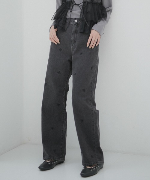 刺繍ロゴ付きダークグレー デニムパンツ