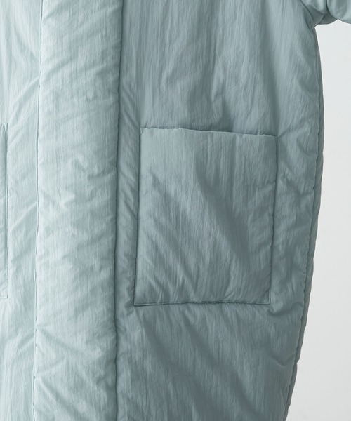 forksy.（フォルクシー）の「【forksy.】シボナイロン中綿ハイネックロングコート（ダウンジャケット/コート・レディース・ブルー/アイボリー/ブラック・FREE）」の14枚目の写真