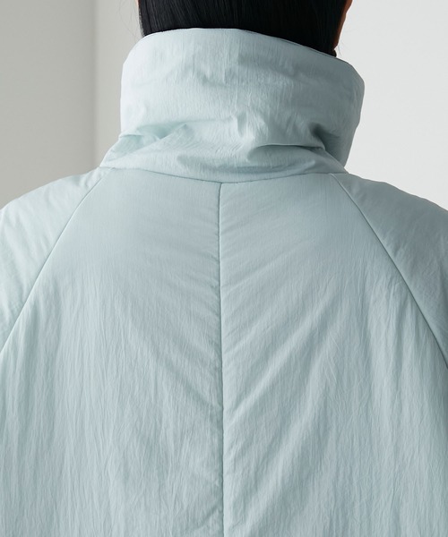 forksy.（フォルクシー）の「【forksy.】シボナイロン中綿ハイネックロングコート（ダウンジャケット/コート・レディース・ブルー/アイボリー/ブラック・FREE）」の21枚目の写真