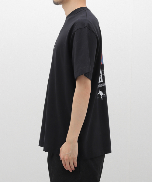 417 EDIFICE(フォーワンセブンエディフィス)の「AOF / アートオブフットボール The Art of Football(Tシャツ/カットソー・メンズ・ブラック・MEDIUM/LARGE/X-LARGE)」の5枚目の写真