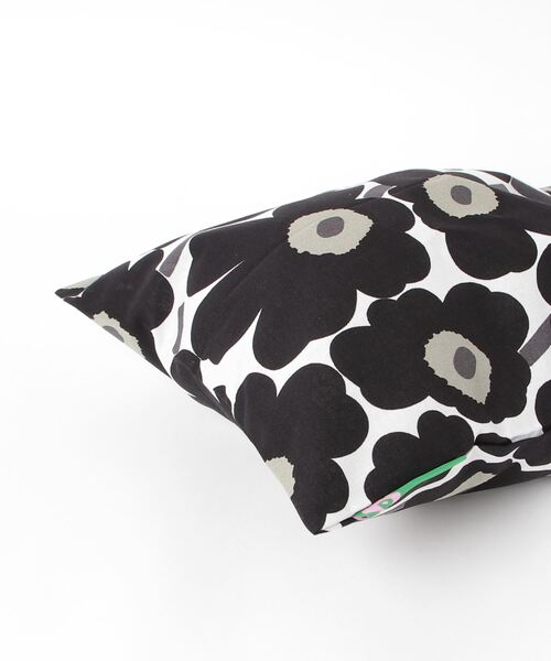 ⭐レア 入手困難⭐マリメッコ 非売品 エコバッグ & マイヤ・イソラと旅する手帖 marimekko（マリメッコ）の「【JAPAN EXCLUSIVE】【Unikko 60Th