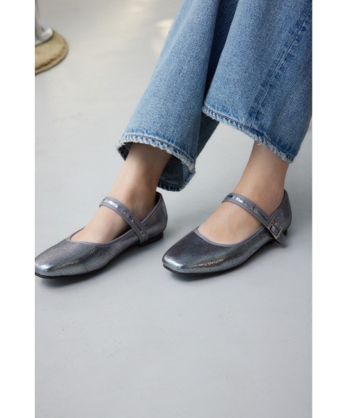 AZUL by moussy（アズールバイマウジー）の「スクエアトゥストラップフラットパンプス（パンプス・レディース・ブラック系その他/シルバー/ブラック・MEDIUM/LARGE/SMALL）」の20枚目の写真