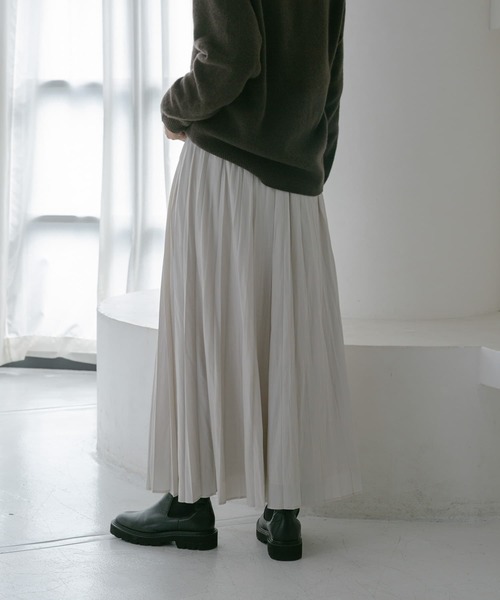 URBAN RESEARCH（アーバンリサーチ）の「チンツプリーツスカート（スカート・レディース・ネイビー/グリーン/オフホワイト・FREE）」の7枚目の写真