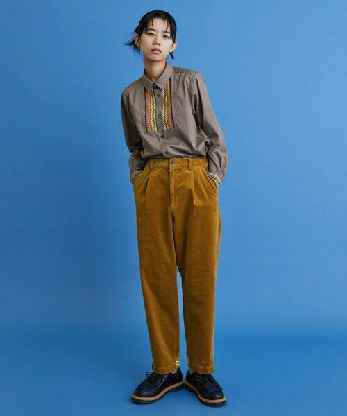 FRAPBOIS(フラボア)の「チャームシャツ(シャツ/ブラウス・レディース・ホワイト/グレイッシュベージュ・1/2)」の10枚目の写真