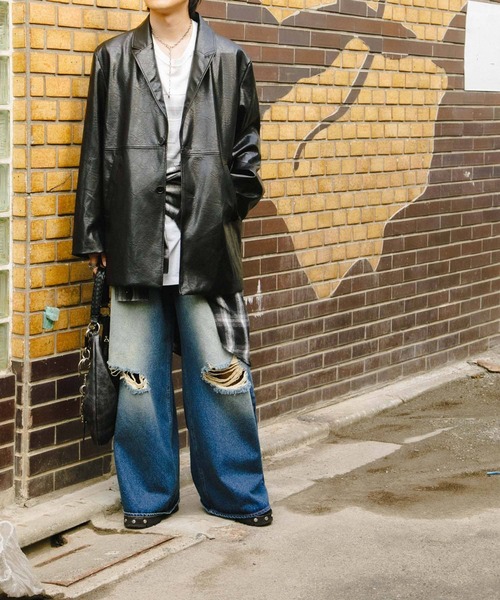 SENSE OF PLACE by URBAN RESEARCH（センスオブプレイスバイアーバンリサーチ）の「フェイクレザーヴィンテージハンドバッグ（ハンドバッグ・メンズ・ブラック/レッド・ONE）」の4枚目の写真