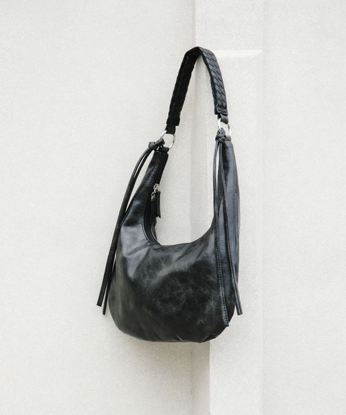 SENSE OF PLACE by URBAN RESEARCH（センスオブプレイスバイアーバンリサーチ）の「フェイクレザーヴィンテージハンドバッグ（ハンドバッグ・メンズ・ブラック/レッド・ONE）」の14枚目の写真