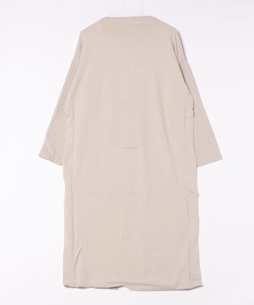 KEnTe(ケンテ)の「Ribbed Slit Knit Tops(ニット/セーター・レディース・モカ/グレイッシュベージュ/アイボリー・M)」の8枚目の写真