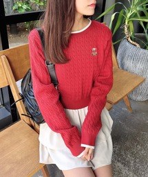 くま刺しゅうケーブルニット