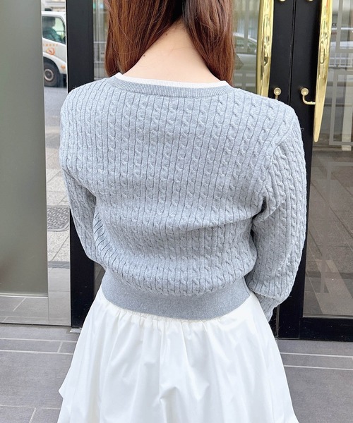 INGNI(イング)の「くま刺しゅうケーブルニット(ニット/セーター・レディース・その他/レッド系3/グレー×ホワイト/ホワイト×ブラック/ピンク系6/ネイビー系・M)」の18枚目の写真