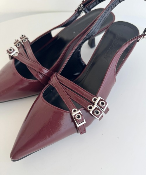 Loueme（ルエム）の「メニーベルトポインテッドミュールパンプス（パンプス・レディース・シルバー/ブラック/レッド・24.5cm/23.5cm）」の6枚目の写真