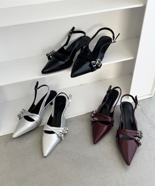 Loueme（ルエム）の「メニーベルトポインテッドミュールパンプス（パンプス・レディース・シルバー/ブラック/レッド・24.5cm/23.5cm）」の22枚目の写真