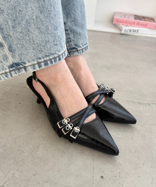 Loueme（ルエム）の「メニーベルトポインテッドミュールパンプス（パンプス・レディース・シルバー/ブラック/レッド・24.5cm/23.5cm）」の16枚目の写真