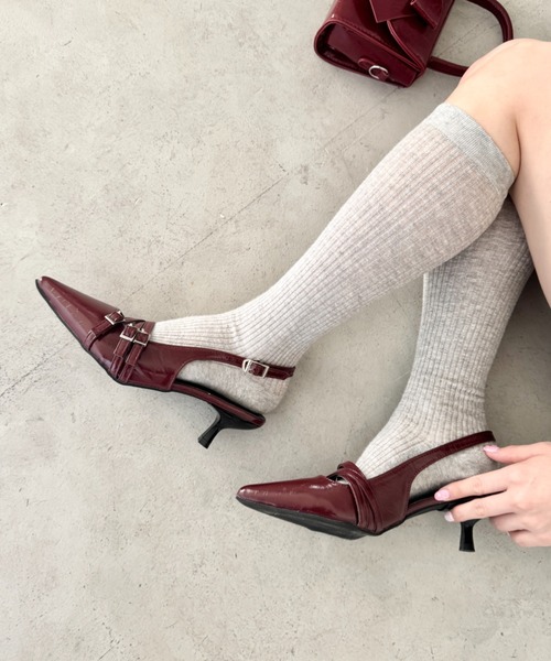 Loueme（ルエム）の「メニーベルトポインテッドミュールパンプス（パンプス・レディース・シルバー/ブラック/レッド・24.5cm/23.5cm）」の11枚目の写真