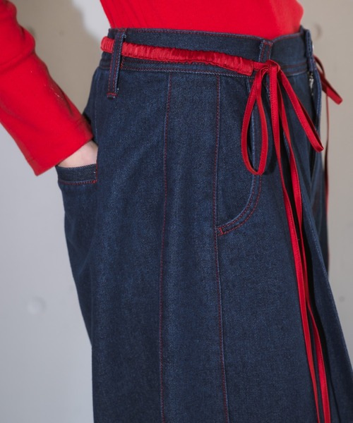 idem(イデム)の「curve denim ribbon pants / カーブデニムリボンパンツ(デニムパンツ・レディース・ネイビー/ブルー・FREE/SMALL)」の16枚目の写真