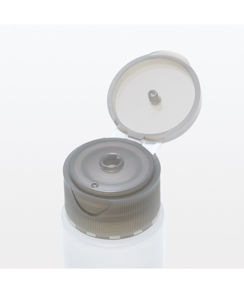 無印良品(ムジルシリョウヒン)の「ふき取り化粧水(携帯用) 50mL(化粧水・レディース・その他・FREE)」の2枚目の写真