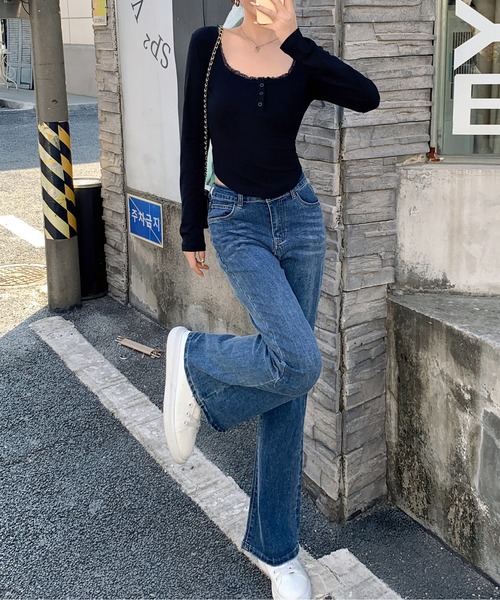 FINEnough(ファインナフ)の「衿レースチラ見せロンTヘンリーネックインナー長袖トップス(Tシャツ/カットソー・レディース・ホワイト/ブラック/グレー・FREE)」の18枚目の写真