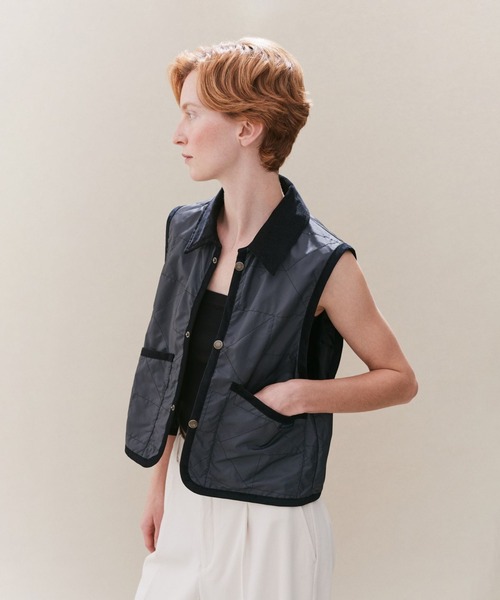 LAVENHAM(ラベンハム)の「Unwadded Cropped Raydon Gilet Womens / アンワディッド クロップド レイドン ジレ ウィメンズ(ベスト・レディース・ブラック/ブラウン系その他/ライトベージュ・8/10/6/12)」の6枚目の写真