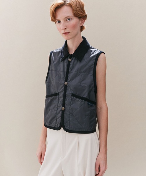 LAVENHAM(ラベンハム)の「Unwadded Cropped Raydon Gilet Womens / アンワディッド クロップド レイドン ジレ ウィメンズ(ベスト・レディース・ブラック/ブラウン系その他/ライトベージュ・8/10/6/12)」の7枚目の写真