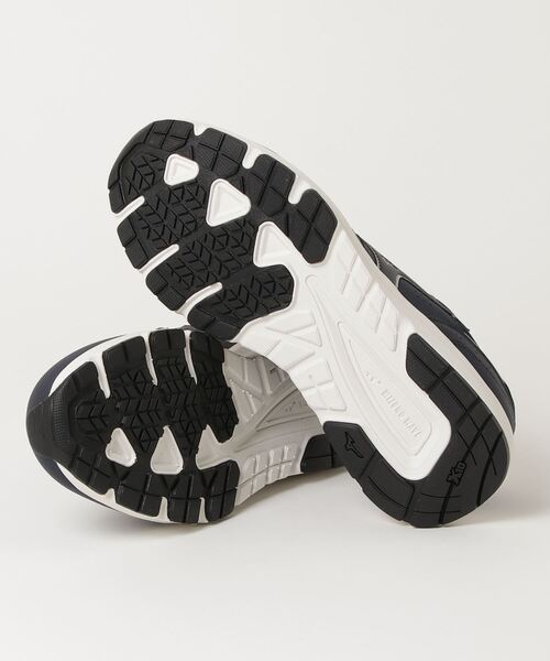 MIZUNO（ミズノ　）の「ミズノ  ウエーブフリーライド2 SW_（スニーカー・メンズ・ネイビー・25.5cm/26.5cm/27.5cm/25.0cm/26.0cm/27.0cm/24.5cm）」の3枚目の写真