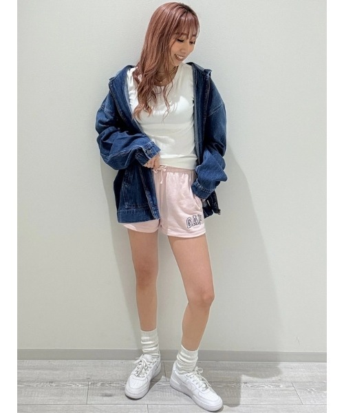 GAP（ギャップ）の「リラックス スーパーソフト フード付きジャケット（デニムジャケット・メンズ・インディゴブルー・XS/S/M/L/XL）」の2枚目の写真