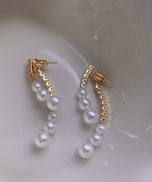e.m. スパイクとパールのデザイン ピアス(両耳用) セール】パールデザインピアス（ピアス（両耳用））｜pyornim