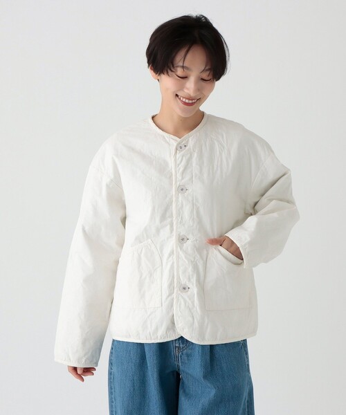 Afternoon Tea(アフタヌーンティー)の「リバーシブルキルティングジャケット(ベスト・レディース・オフホワイト・MEDIUM)」の1枚目の写真