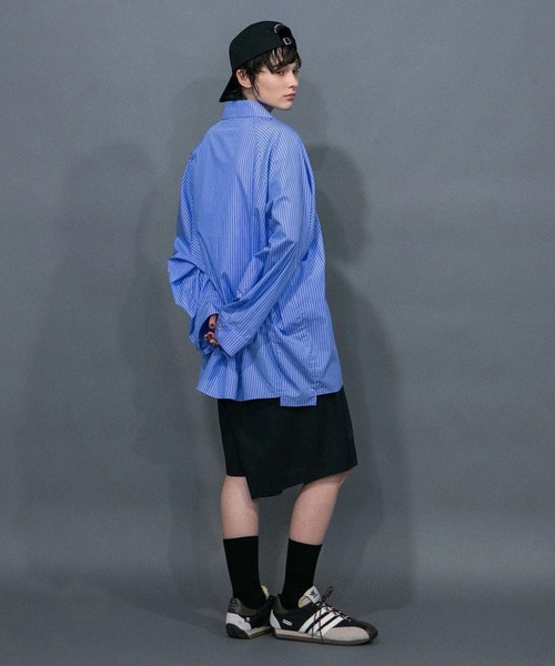 my beautiful landlet(マイビューティフルランドレット)の「【my beautiful landlet】 COHORUS RAMIE × SOLOTEX BACK WARP WIDE SHORT PANTS(その他パンツ・メンズ・チャコールグレー/ブラウン/ブラック・1/0)」の2枚目の写真