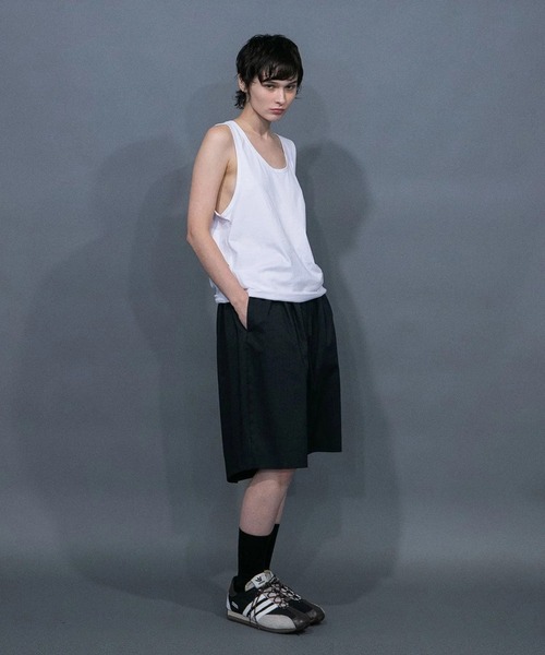 my beautiful landlet(マイビューティフルランドレット)の「【my beautiful landlet】 COHORUS RAMIE × SOLOTEX BACK WARP WIDE SHORT PANTS(その他パンツ・メンズ・チャコールグレー/ブラウン/ブラック・1/0)」の4枚目の写真