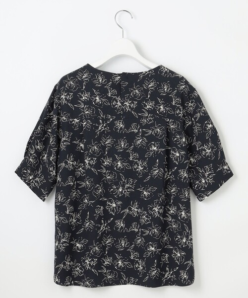 J.PRESS(ジェイプレス)の「【洗える】ラインフラワープリント ブラウス(シャツ/ブラウス・レディース・アイボリー系5/ネイビー系5・T13/T15)」の7枚目の写真
