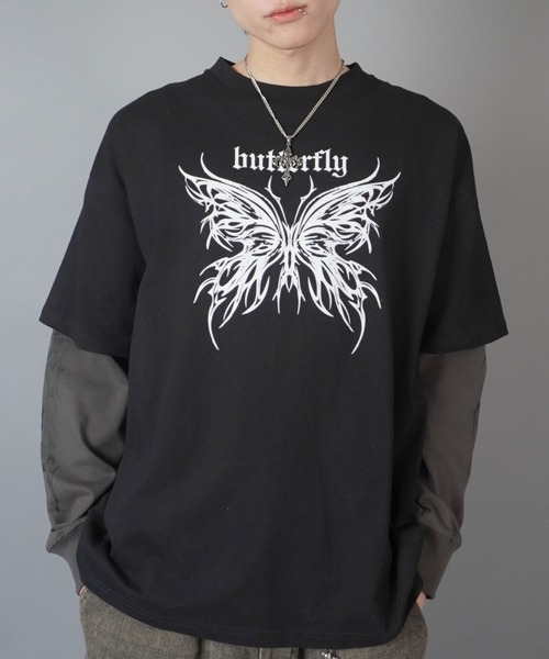 SPINNS（スピンズ）の「グランジフェイクレイヤード長袖ロンT/バタフライ（Tシャツ/カットソー・メンズ・ブラック系その他/ブラック系その他2/ホワイト×ブラック・ONESIZE）」の3枚目の写真