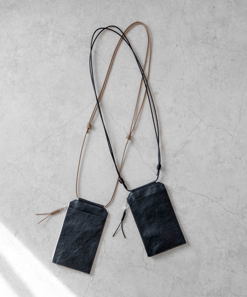 Senti(センティ)の「SENTI センティ / Dyneema(R) Leather TRAVEL SHOULDER BAG 超軽量ダイニーマレザートラベルショルダーバッグ / 3032(ショルダーバッグ・メンズ・ブラック系その他/ブラック・FREE)」の5枚目の写真