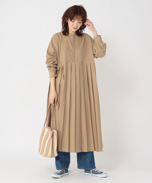 studio CLIP（スタディオクリップ）の「切り替えプリーツワンピース（ワンピース・レディース・チャコール/ベージュ・FREE）」の15枚目の写真